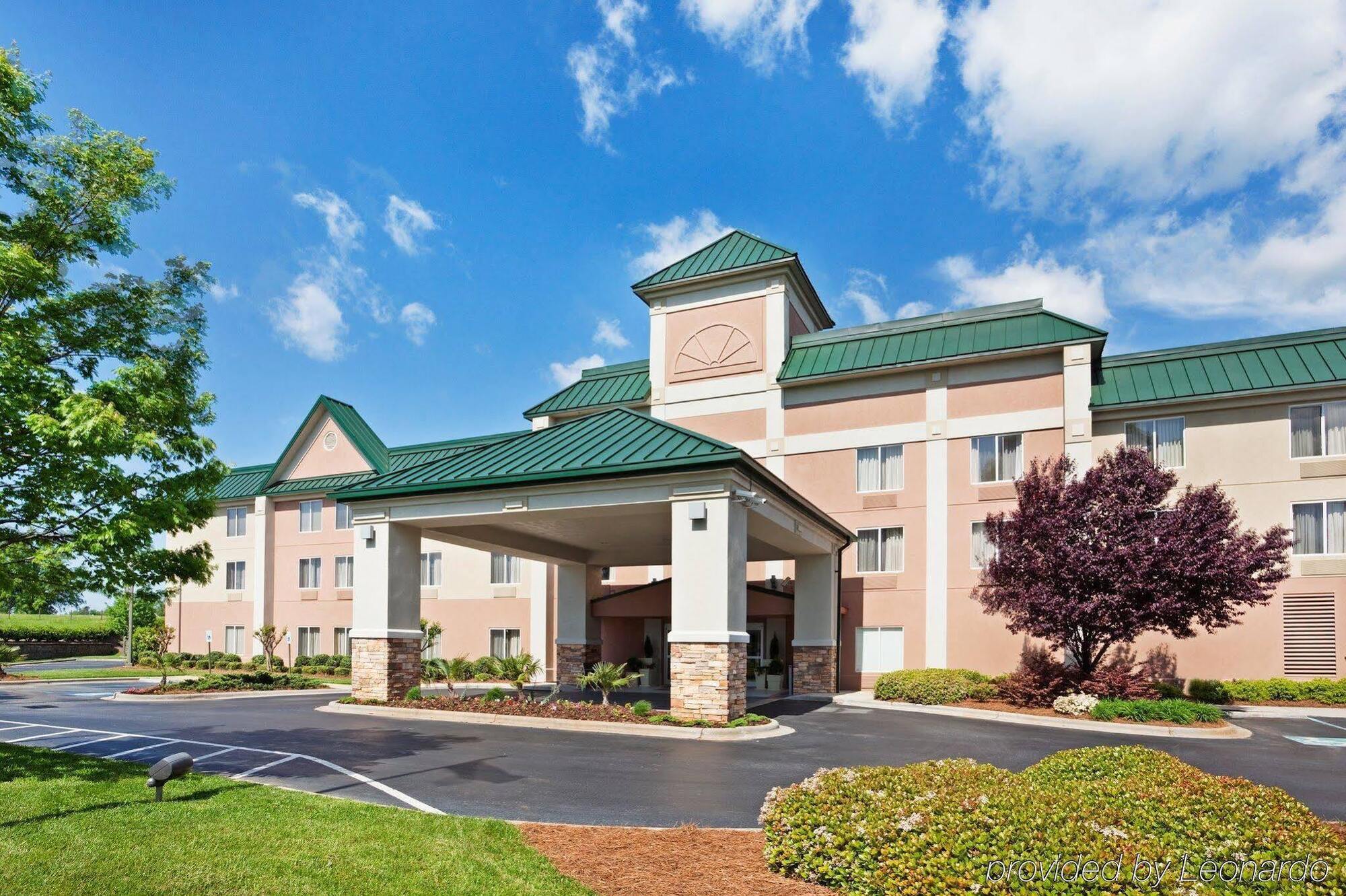 Holiday Inn Express & Suites Kings Mountain - Shelby Area By Ihg Exterior foto